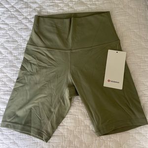 Green lulu biker shorts!